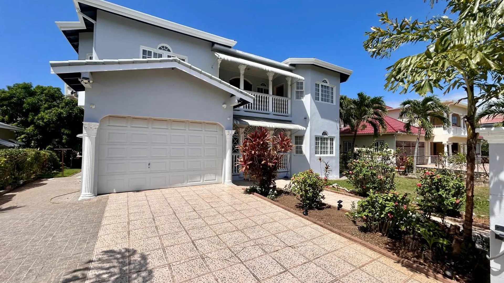 5-Bed Villa With Pool In Runaway Bay Jamaica Cardiff Hall